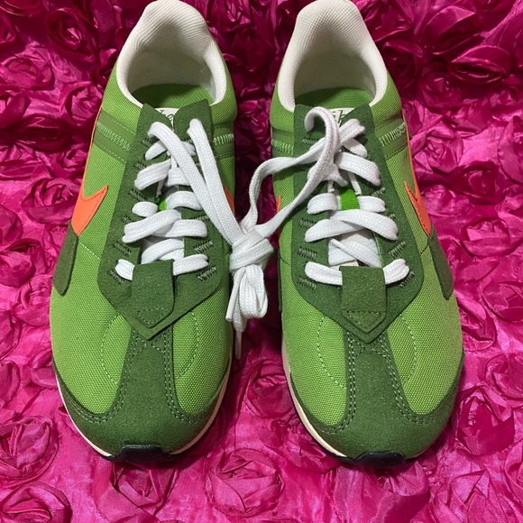 Nike Air Max Pre-Day LX Men's Shoes - Picture 4 of 11